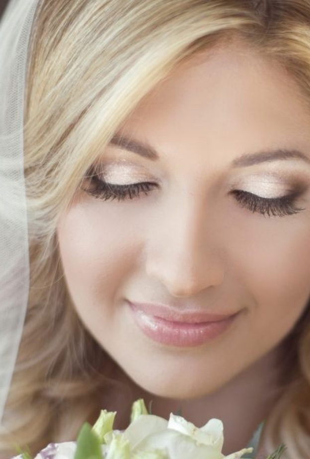 طبقي أفضل الماسكات الطبيعية لوجهك قبل الزفاف