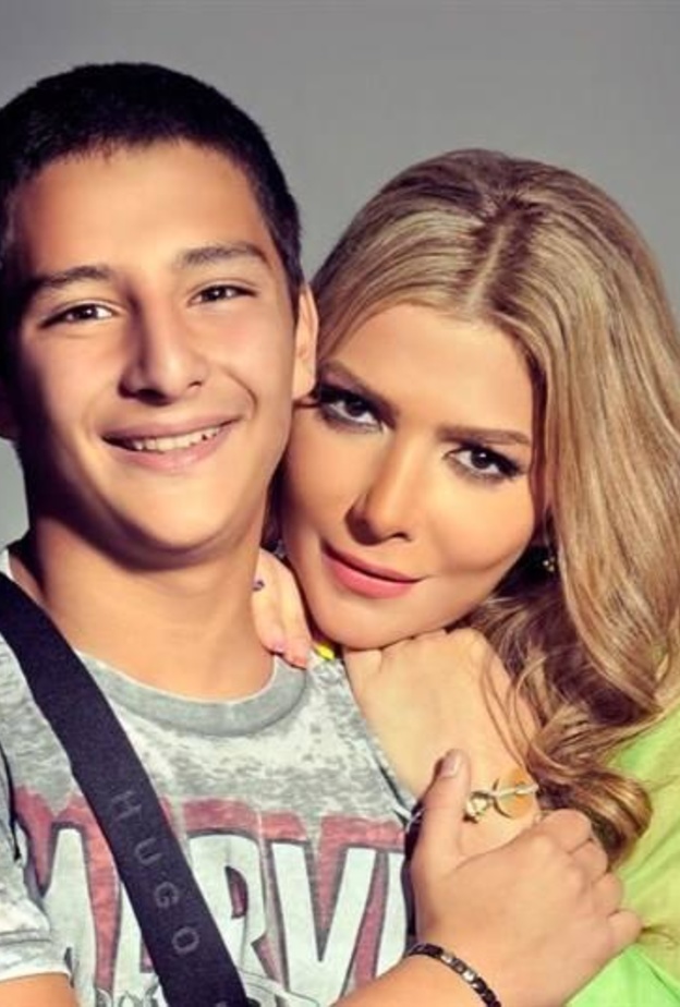 اصالة وابنها خالد