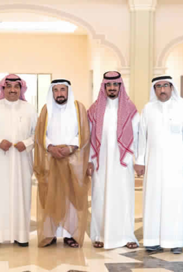 الشيخ الدكتور سلطان القاسمي يلتقي وفدا من الشعراء السعوديين