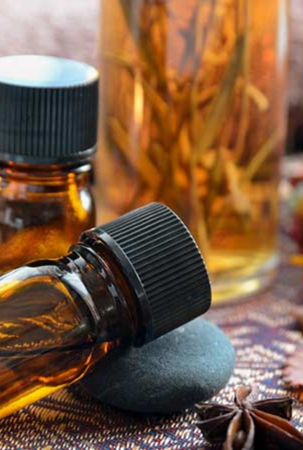  زيت الصندل مضاد للالتهابات