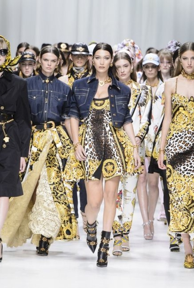 من عرض فرساتشي لربيع وصيف 2018