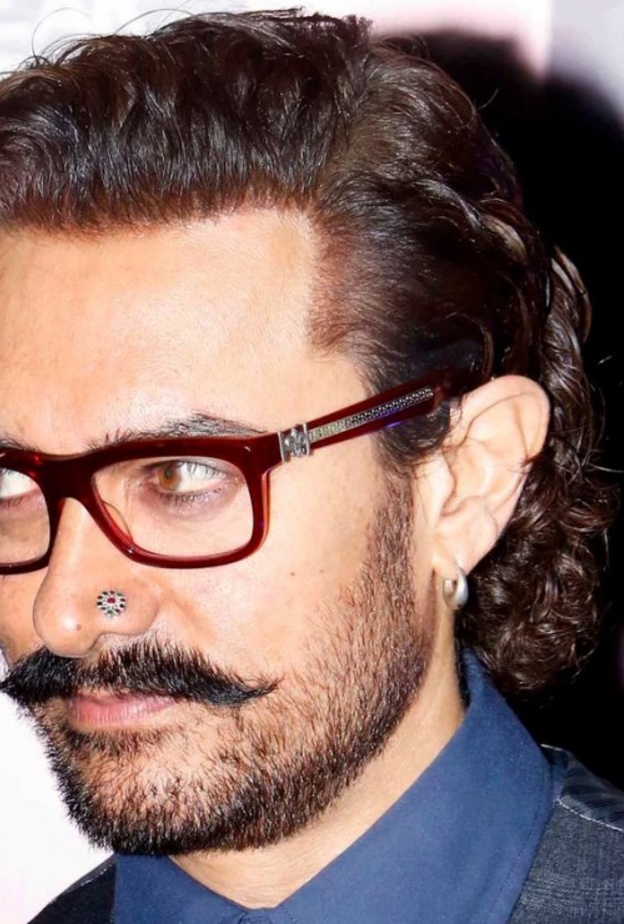 قضية محاباة الأقارب أثارت جدلا في بوليوود