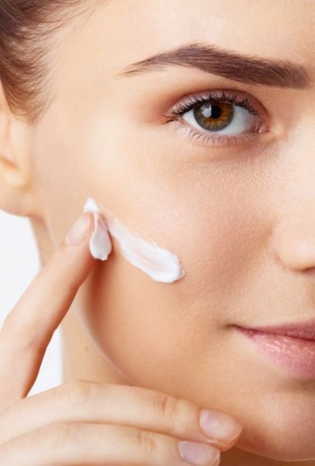 حافظي على بشرتك بالمنتجات الصحيحة