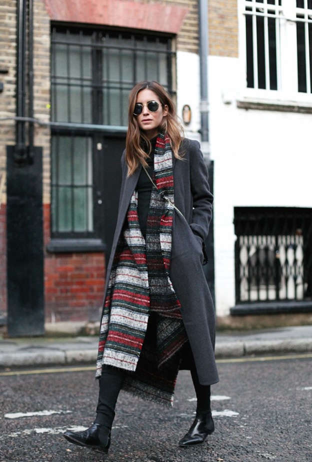 اختاري وشاح بألوان هادئة مع اطلالتك الخريفية