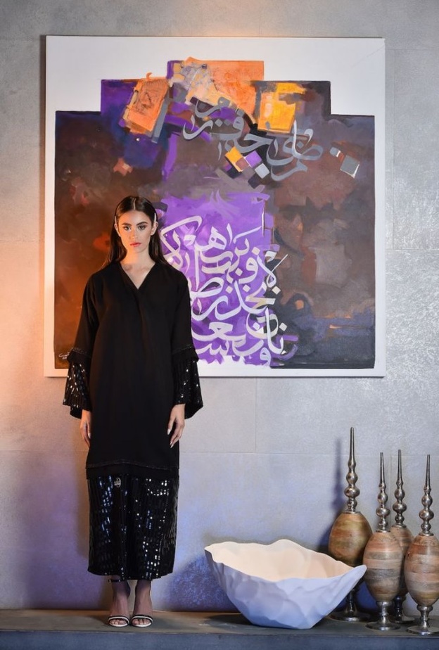 عباية موزان بالشك الأسود الرائع