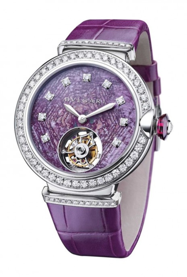 ساعة بولغري من الذهب الأبيض والماس وحزام الجلد