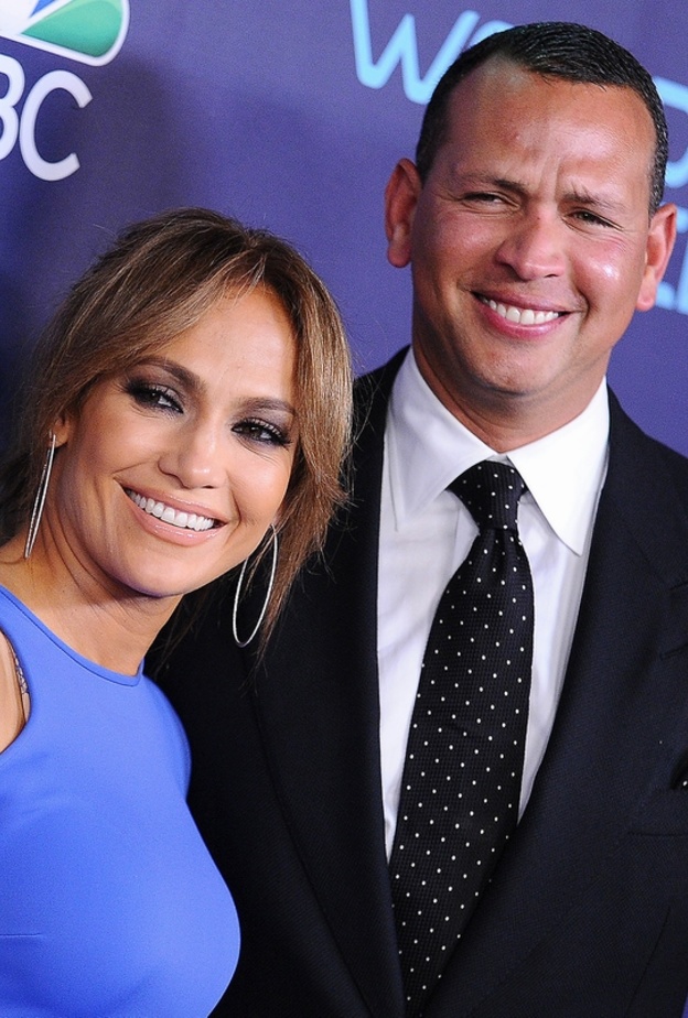 مارك أنتوني يحشد الرياضيين والفنانين لدعم منطقة البحر الكاريبي والمكسيك