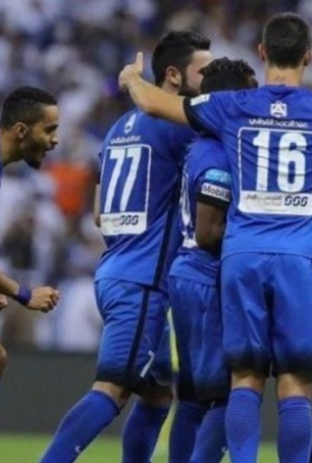 هاتريك عمر خربين يقود الهلال لفوز عريض