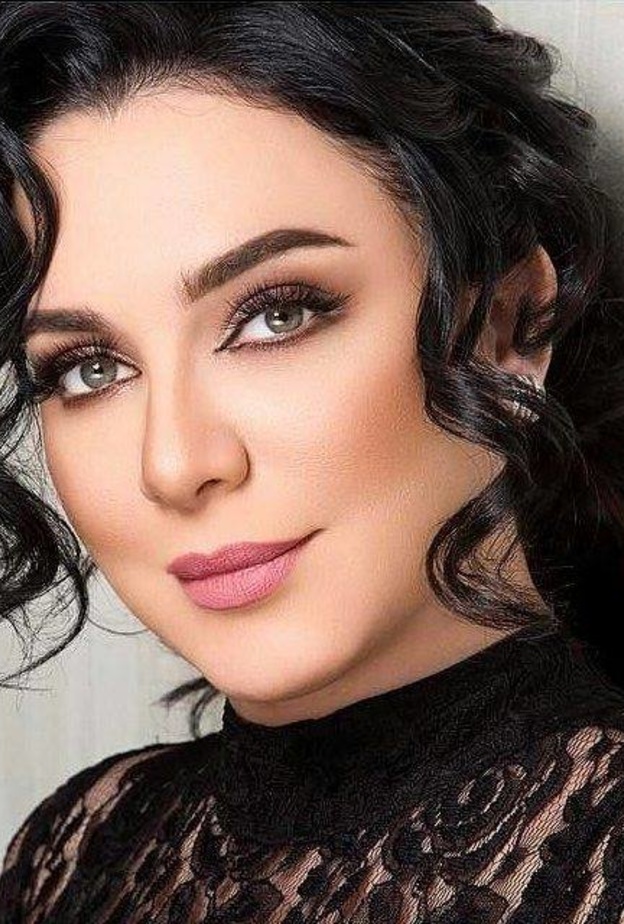 سلاف فواخرجي تكشف اسرار طفولتها