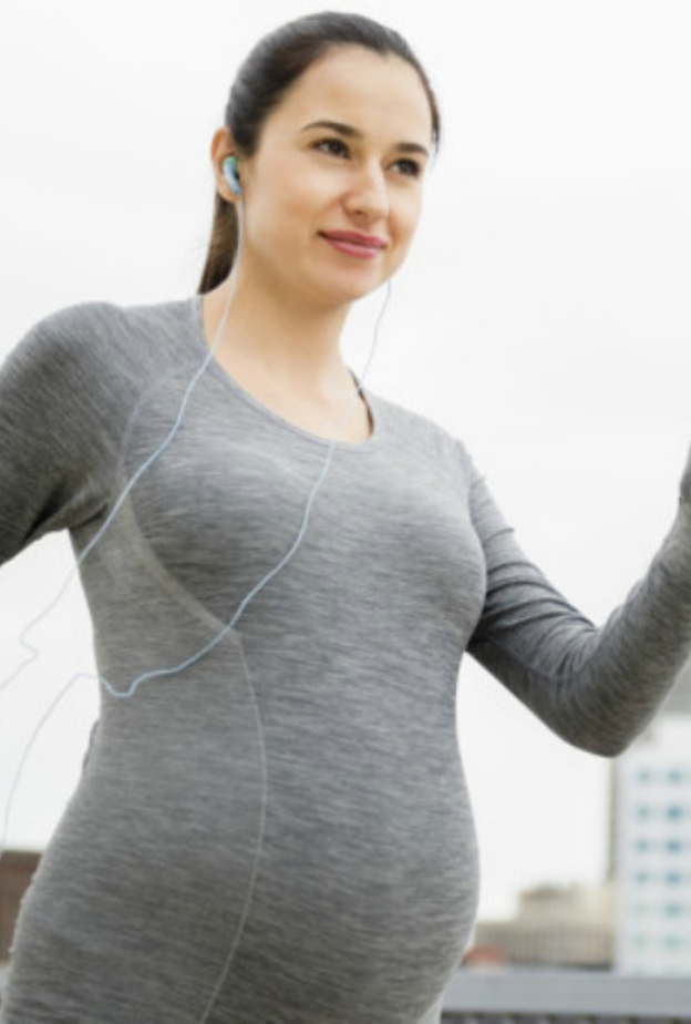 اهميه المشي للحامل في الشهور الاخيره 