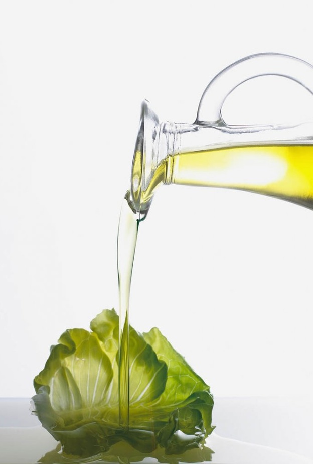 زيت الخس مفيد لصحة الجلد