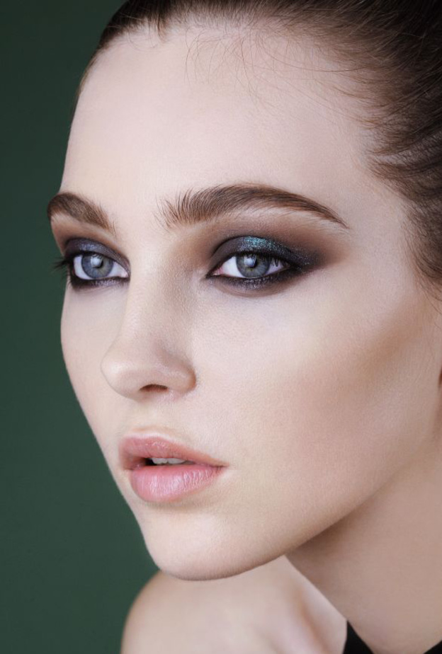 قلم العيون من ديور Dior Eyeliner Waterproof Pencil in 094 Trinidad Black