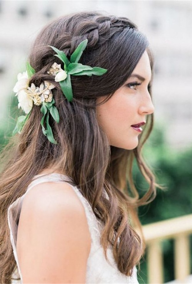 هدية للضيوف مزينة باللون الاخضر