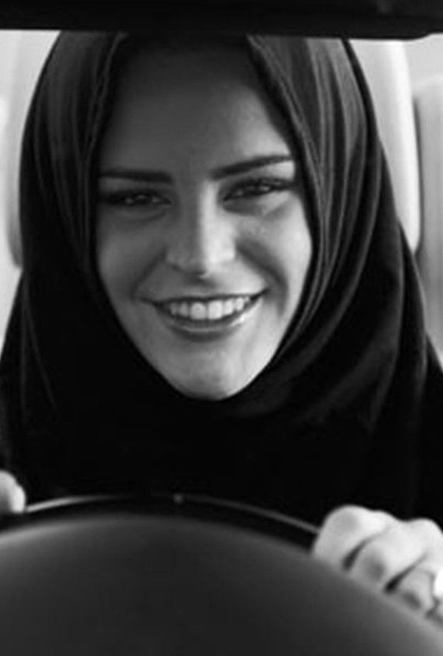 نظام مكافحة التحرش يحمي السيدات من تصرفات المراهقين
