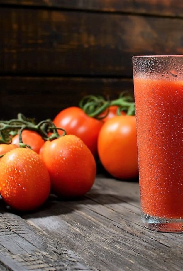 فوائد عصير الطماطم لفقر الدم