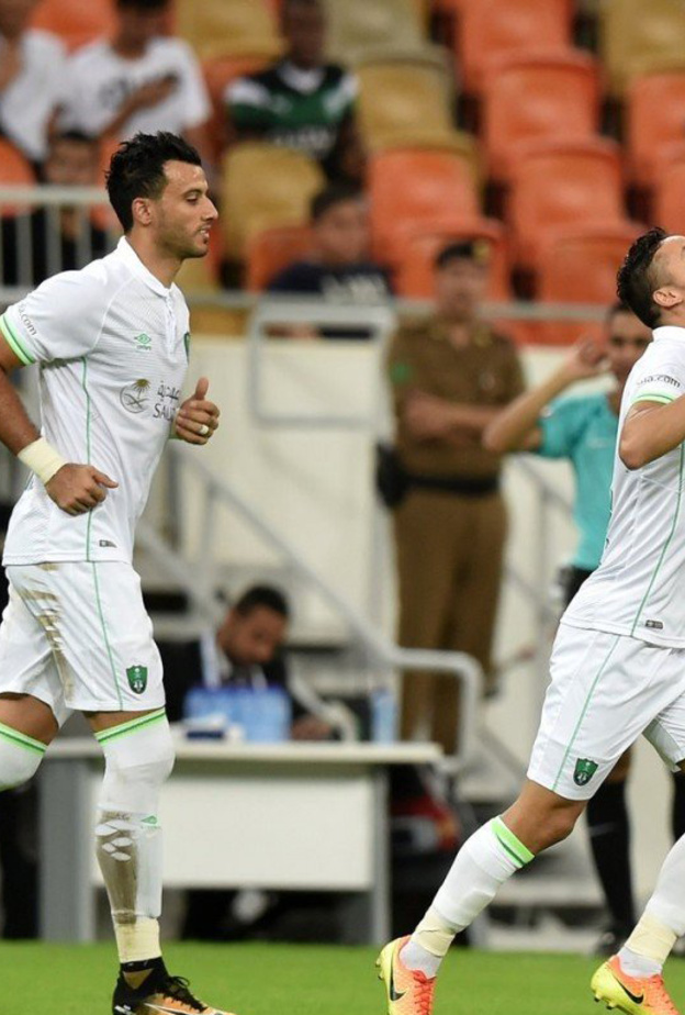 فريق الهلال السعودي عانى من الغياب في صفوفه.