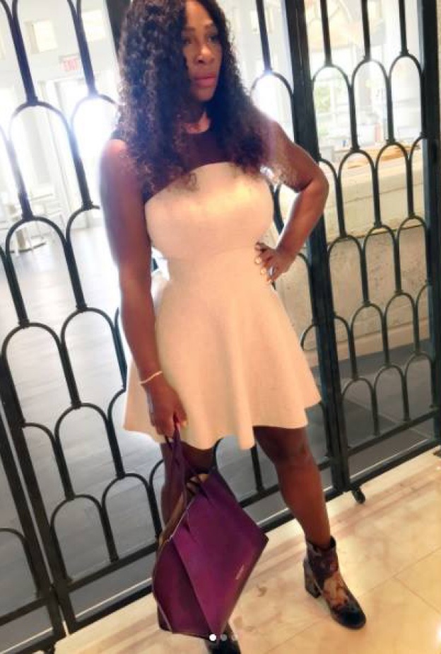 لاعبة التنس العالمية سيرينا ويليامز تبهر متابعيها برشاقتها بعد 3 أسابيع من ولادة طفلتها