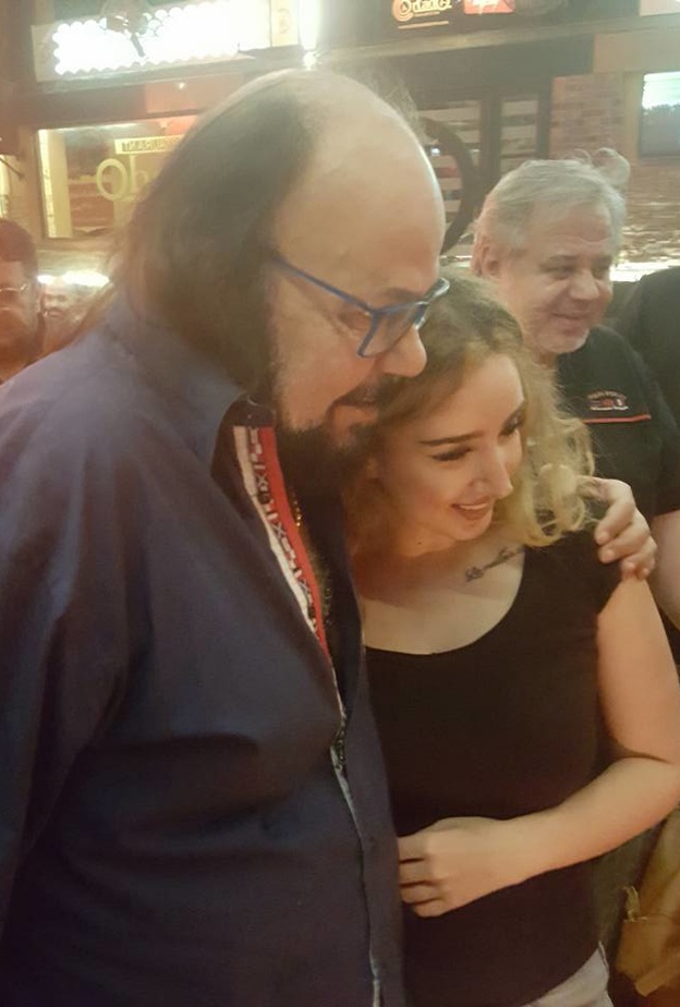 هنا الزاهد وطلعت زكريا