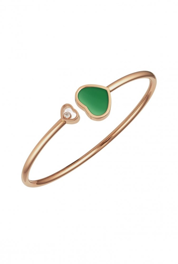 قلادة كارتييه من الذهب واليشب الأخضر