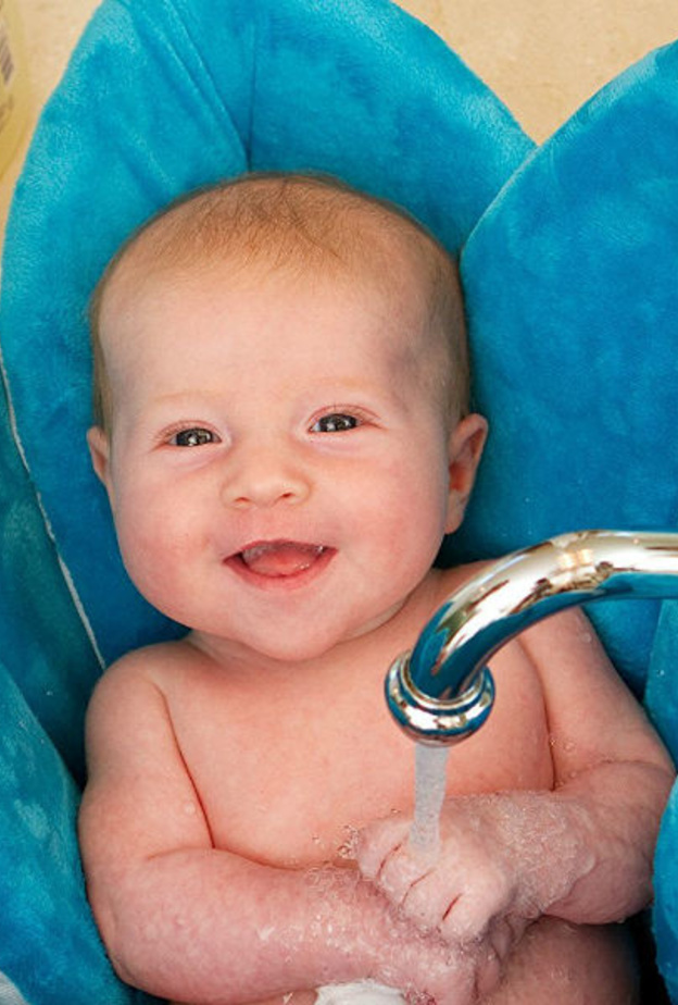 طرق تحميم الأطفال الصحيحة