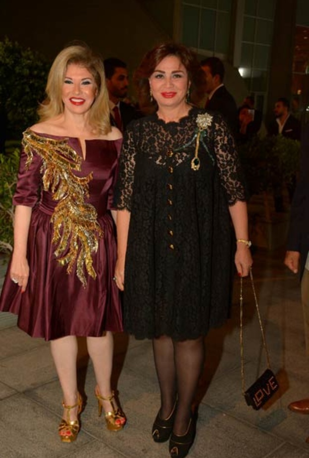 الهام شاهين وهالة سرحان