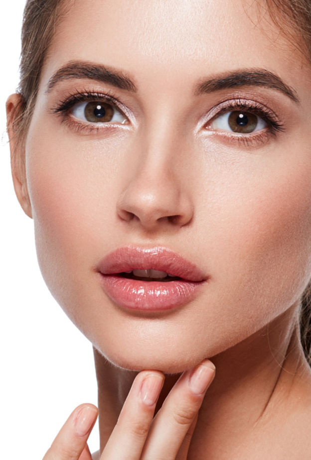 ماسك الكركم والعسل والليمون لتفتيح البشرة 