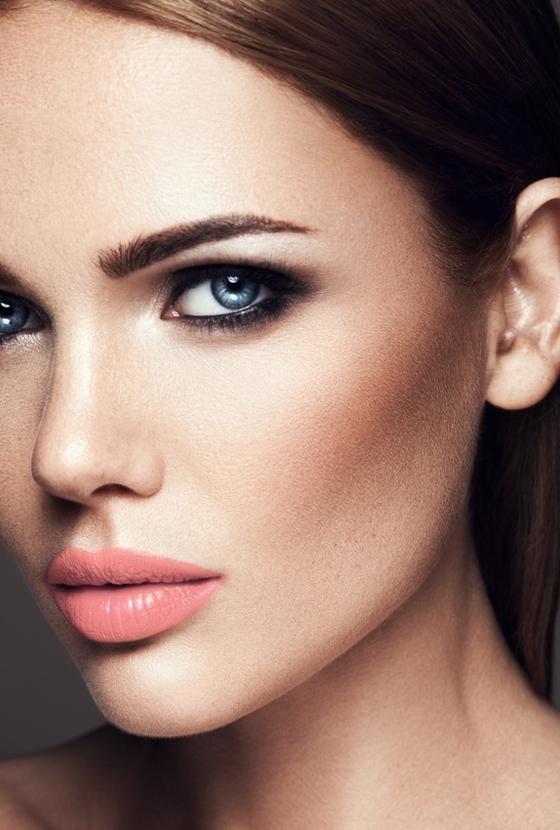 يجب عليك رسم كسرة عين مرفوعة أكثر