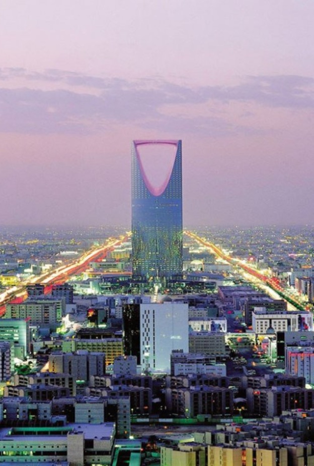 شاب سعودي يضحي بنفسه لمساعدة أشخاص في محطة بنزين