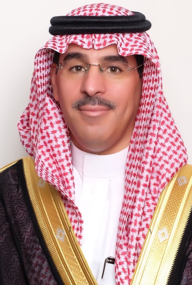 وزير الثقافة والإعلام عواد صالح العواد 