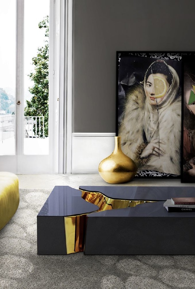 طاولة خشبية رائعة بتصميم انسيابي