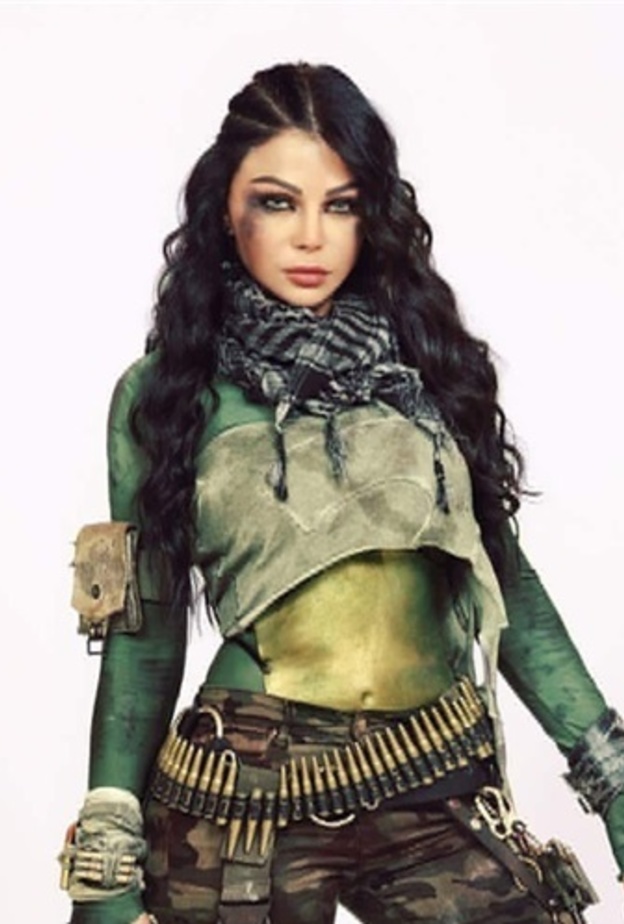 هيفاء في لعبة صقور العرب