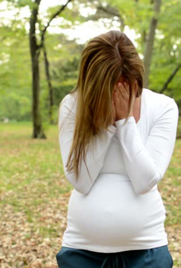 خطورة بكاء الام على الجنين