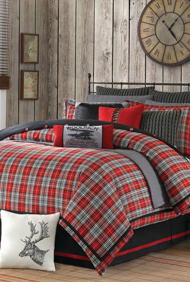 غرفة نوم عصرية بمفرش احمر ناعم