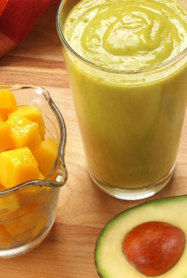 بالصور طريقة عمل عصير الافوكادو بالمانجو 