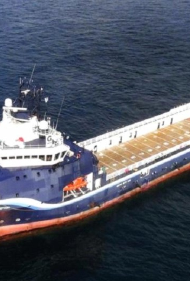 سفينة الشحن العملاقة أغلقت ميناء ديربان بسبب الرياح العاتية