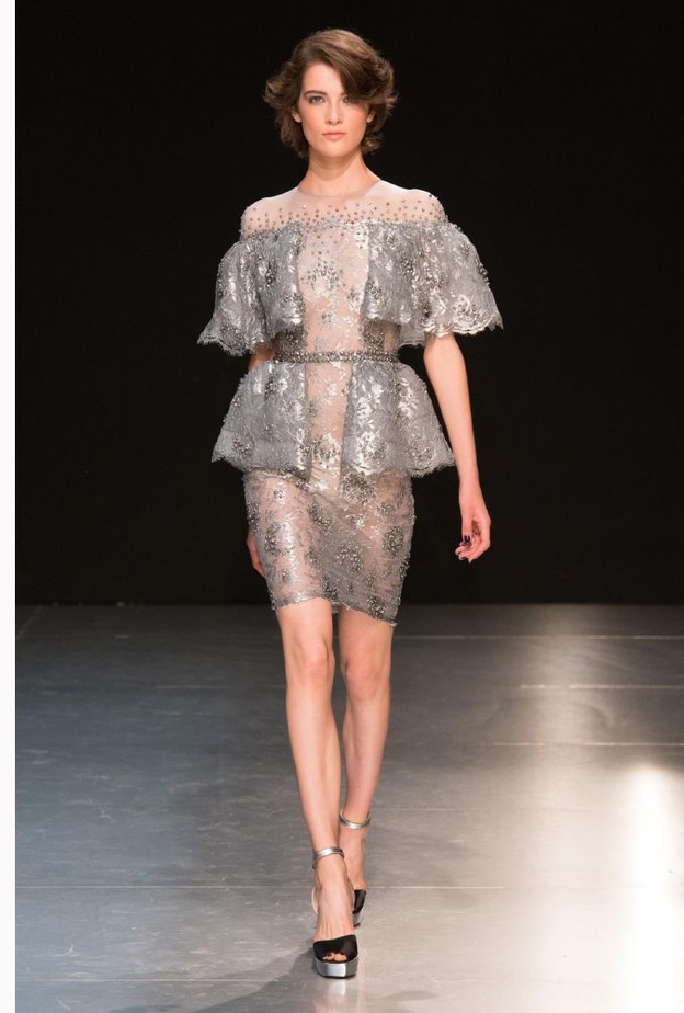 فستان من تصميم زهير مراد