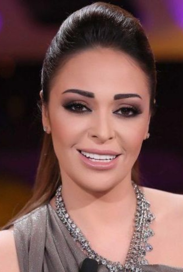 داليا البحيري مولودة يوم 15 اكتوبر