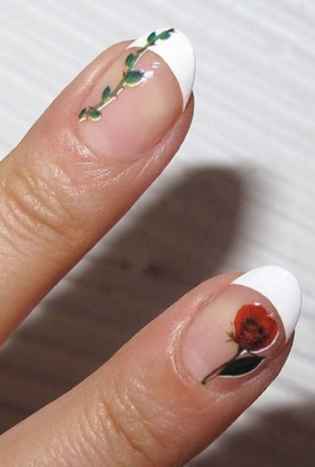 شكل اظافر العروس يحدد المناكير المناسب