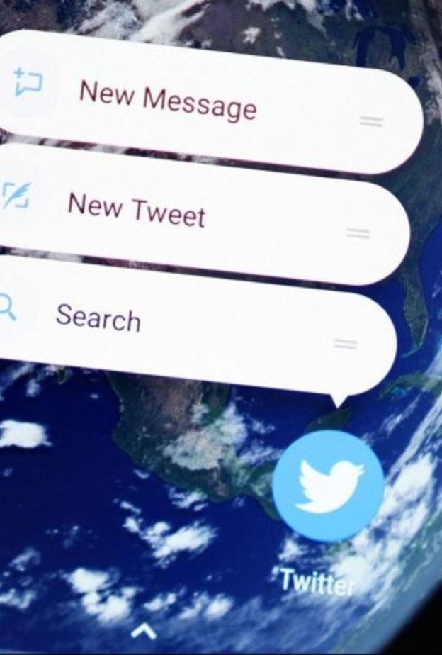 خيار حفط التغريدة في تويتر يظهر في قسم جديد داخل التطبيق يحمل العلامات Bookmarks