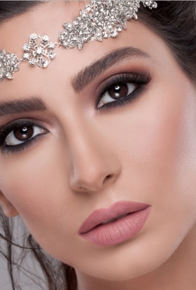 مكياج ناعم وملكي من فادي قطايا