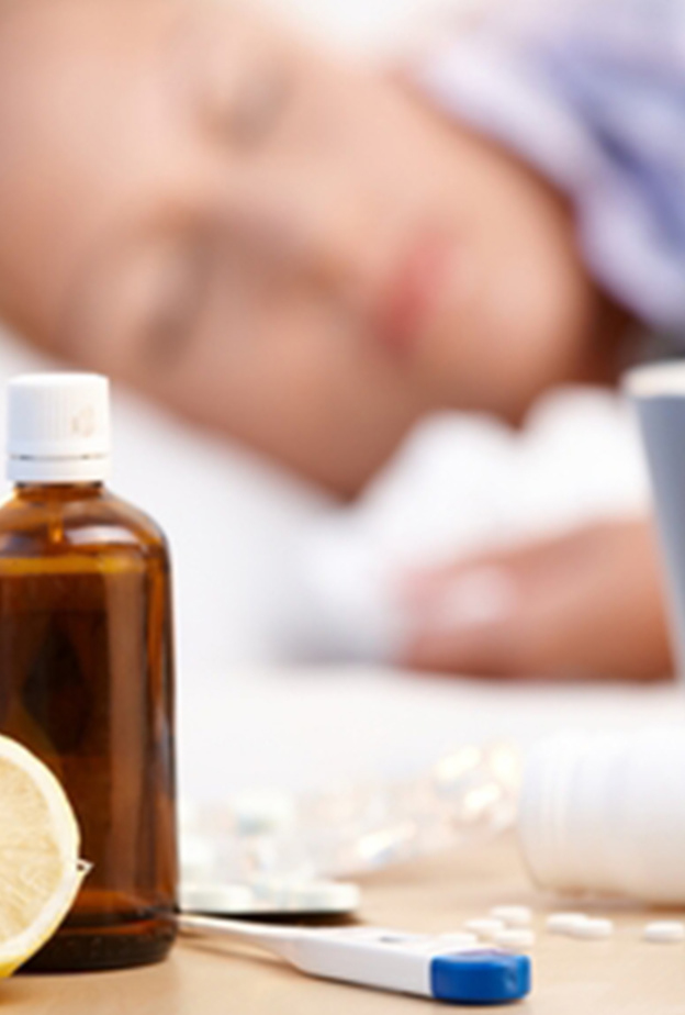 العلاجات المنزلية تقلل من أعراض الانفلونزا ولا غنى عن العلاج الطبي.