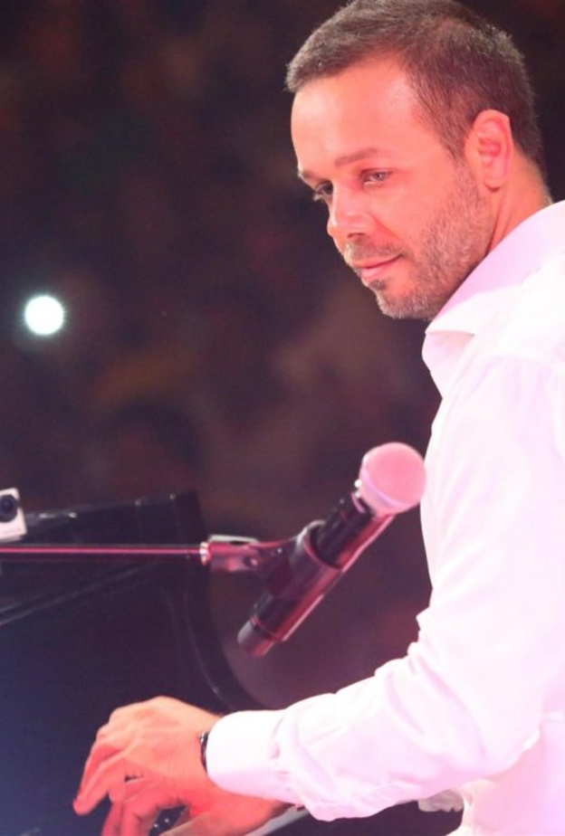 ميشال فاضل عازف البيانو في حفلات فيروز