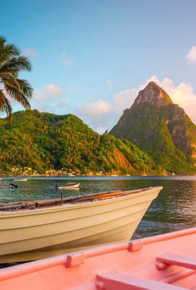 منطقة الكاريبي وهي موطن لمجموعة من أشهر الوجهات السياحية في العالم