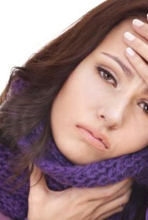 وضعية النوم الخاطئة تسبب الصداع