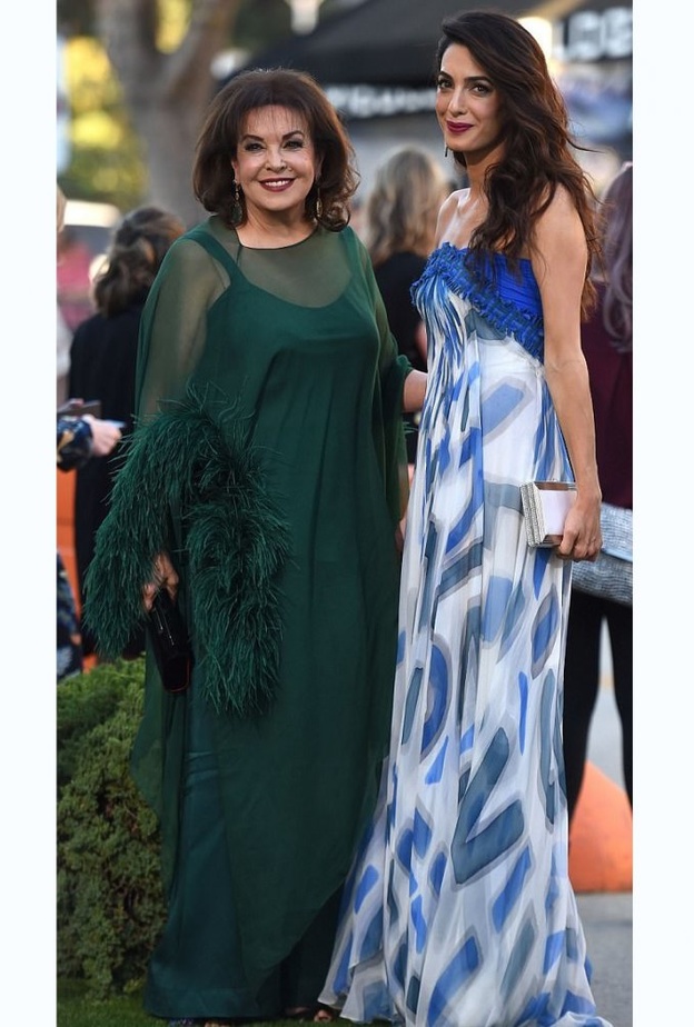 أمل كلوني رافقت زوجها جورج كلوني، خلال عرض فيلمه الجديد Suburbicon في لوس أنجلوس