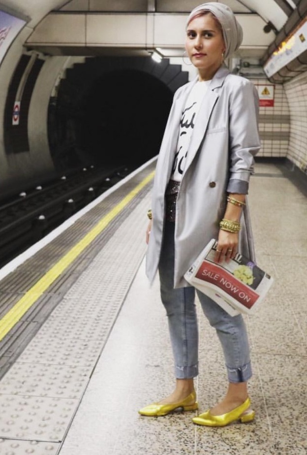 سمر البرشا تنسّق الوان البليزر الطويل بطريقةًراقية