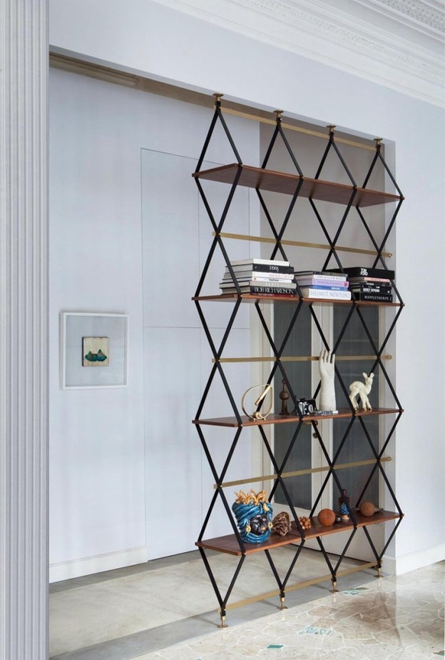 أشكال هندسية في تصميم المكتبة الجدارية