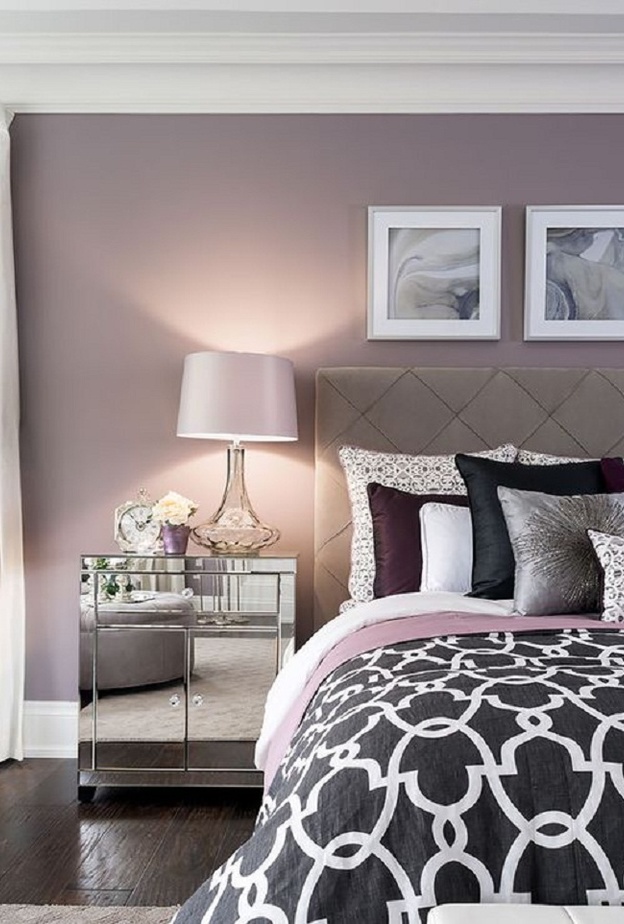 دهان بلون الموف