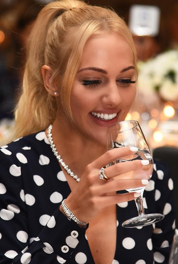 مريم أوزرلي