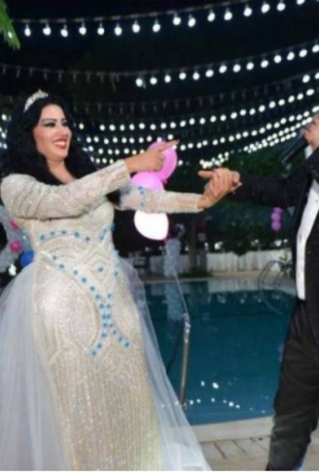 رقصة العروسين في حفل الزفاف